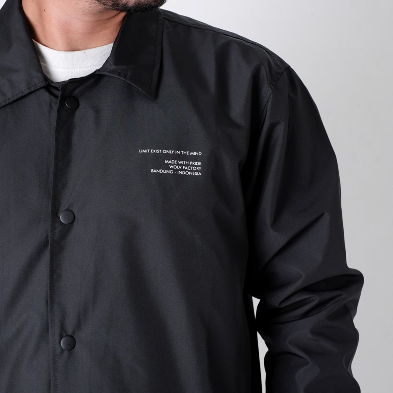 Jaket Coach Pria We-Wolv MV 331