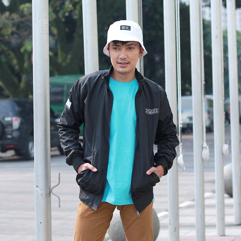 Jaket Mayer Pria We-Wolv MV 299