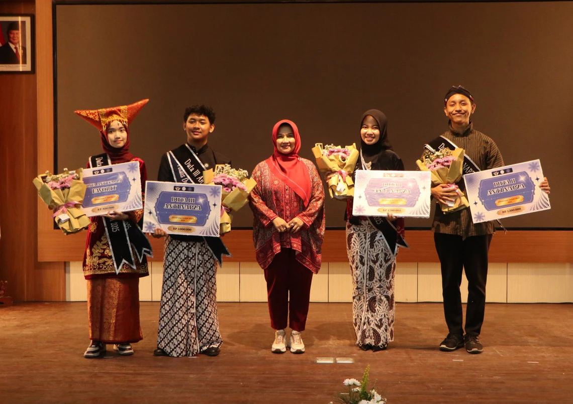 Banner - Kampanye Anti Narkoba, UGM Gelar Pemilihan Duta Anti Napza
