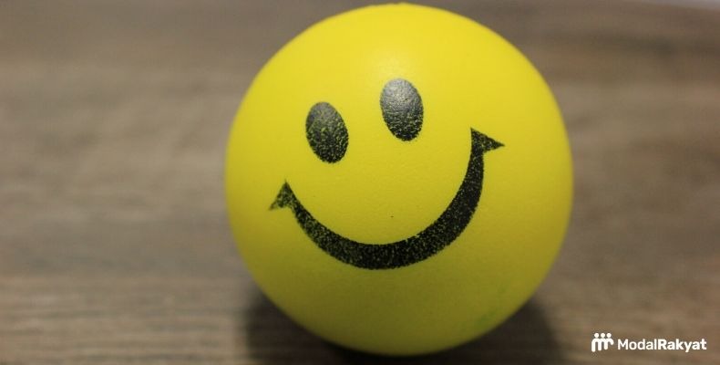 Menemukan Kebahagiaan dengan Hidup Sederhana Menemukan Kebahagiaan dengan Hidup Sederhana