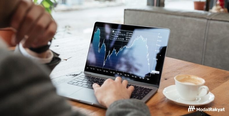 Saham vs Emas, Investasi Mana yang Paling Aman Untukmu?
