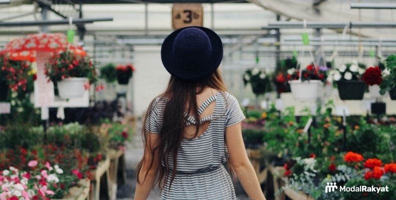 Berikut Usaha Sampingan Populer dengan Omzet Memuaskan Berikut Usaha Sampingan Populer dengan Omzet Memuaskan