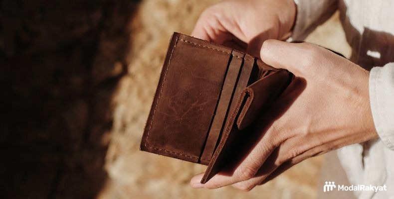 Gaji Terbatas? Cobalah Usaha Sampingan Berikut