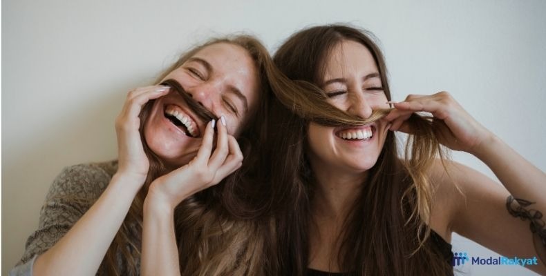 Hidup Bahagia dan Terhindar dari Masalah Keuangan? Bisa Kok!