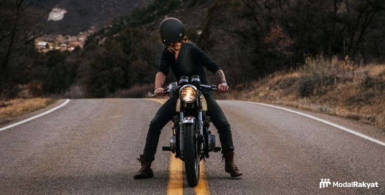 Persyaratan Bayar Pajak Motor dan Cara Bayar via Smartphone Persyaratan Bayar Pajak Motor dan Cara Bayar via Smartphone