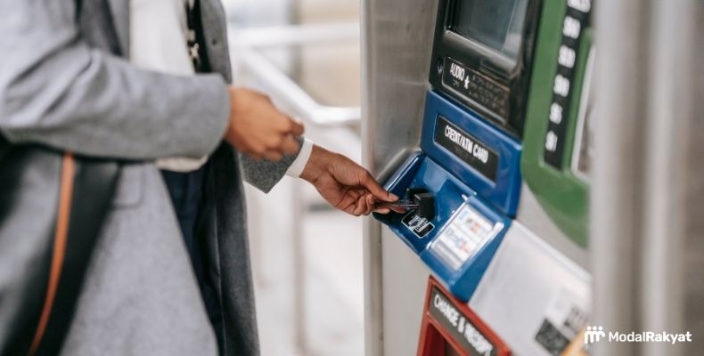 Menyimpan Uang di Deposito? Ini Dia Keuntungannya Menyimpan Uang di Deposito? Ini Dia Keuntungannya