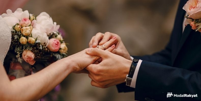 Mengenal Ragam Biaya Pernikahan dan Trik Mudah Mengumpulkan Dananya Mengenal Ragam Biaya Pernikahan dan Trik Mudah Mengumpulkan Dananya