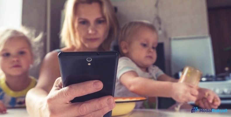 Cara Mendapatkan Uang dari Internet untuk Ibu Rumah Tangga Cara Mendapatkan Uang dari Internet untuk Ibu Rumah Tangga