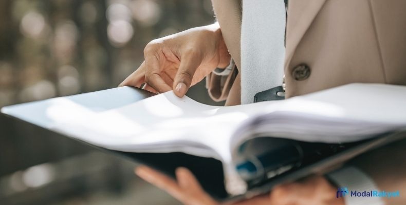 Laporan Keuangan: Pengertian, Jenis, dan Cara Membuatnya Laporan Keuangan: Pengertian, Jenis, dan Cara Membuatnya