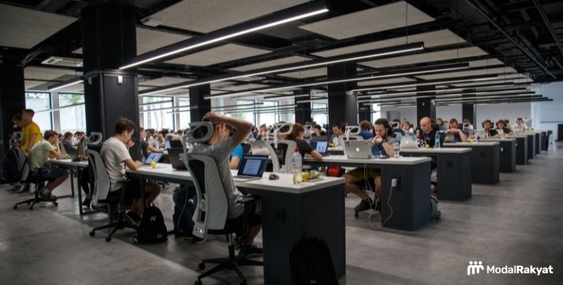 Intrapreneurship adalah: Karakteristik dan Contoh Suksesnya Intrapreneurship adalah: Karakteristik dan Contoh Suksesnya