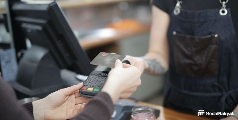 Kartu Debit adalah: Pengertian dan Cara Menjaga agar Aman Kartu Debit adalah: Pengertian dan Cara Menjaga agar Aman
