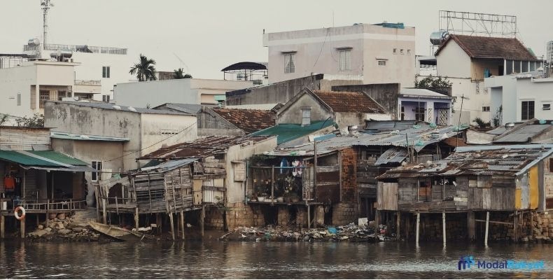Ancaman di Bidang Ekonomi yang Perlu Diwaspadai Ancaman di Bidang Ekonomi yang Perlu Diwaspadai