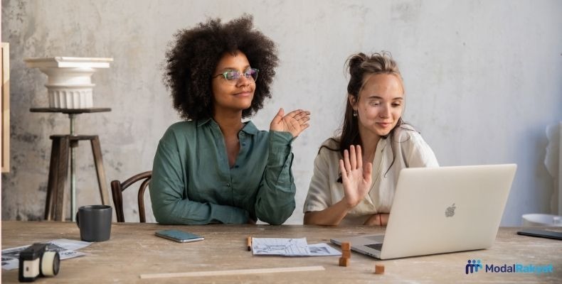 8 Usaha Rumahan yang Menjanjikan Uang Banyak 8 Usaha Rumahan yang Menjanjikan Uang Banyak