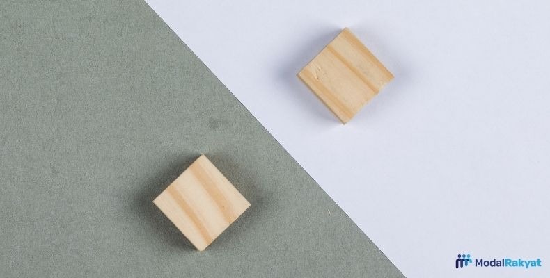 Apa Perbedaan P2P Lending Berizin dan Terdaftar di OJK?