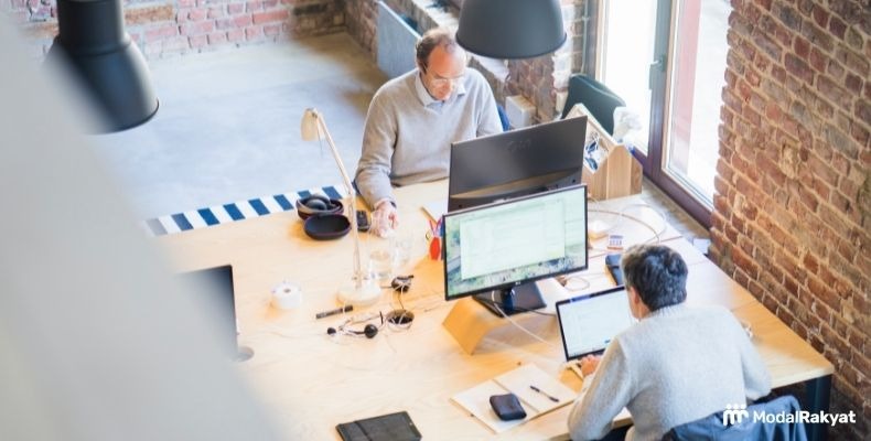Strategi Mengendalikan Emosi di Kantor Strategi Mengendalikan Emosi di Kantor