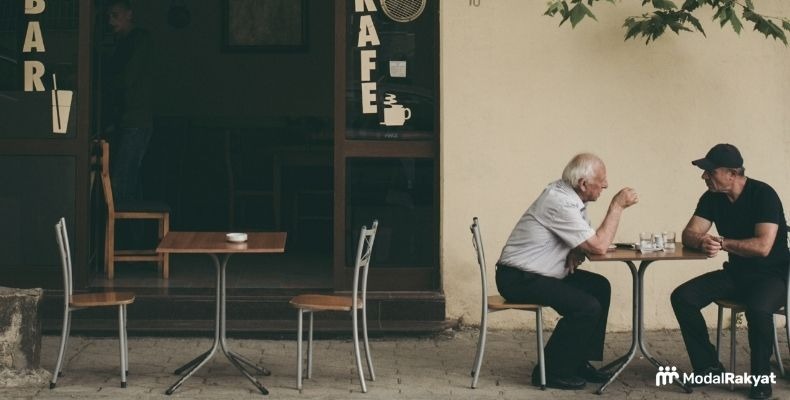 Sering Dianggap Kolot, ini Penjelasan Konservatif adalah Sering Dianggap Kolot, ini Penjelasan Konservatif adalah