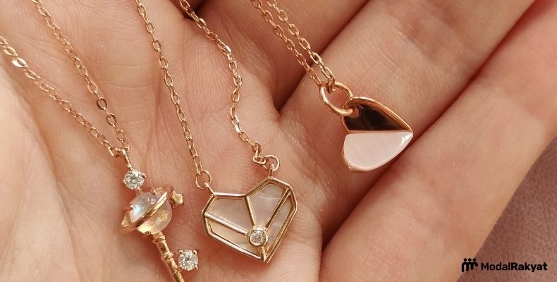 Kode Emas: Penggolongan dan Cara Mengetahui Emas yang Asli Kode Emas: Penggolongan dan Cara Mengetahui Emas yang Asli