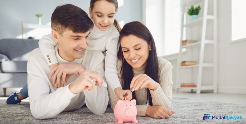 Manfaat Menabung untuk Jangka Pendek Hingga Jangka Panjang Manfaat Menabung untuk Jangka Pendek Hingga Jangka Panjang