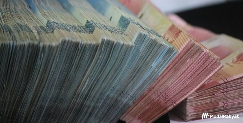 Perhitungan THR untuk Karyawan Lama dan Karyawan Baru Perhitungan THR untuk Karyawan Lama dan Karyawan Baru