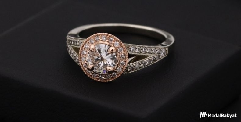 Wow! 10 Cincin Termahal di Dunia yang Bikin Silau Mata Wow! 10 Cincin Termahal di Dunia yang Bikin Silau Mata