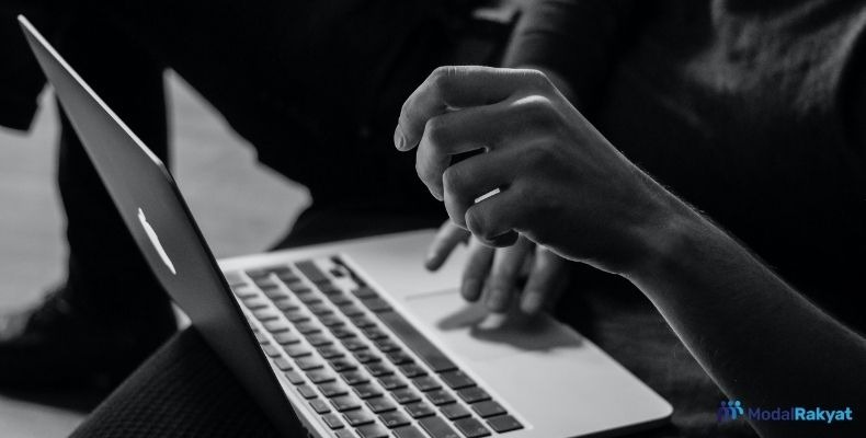 50 Cara Mendapatkan Uang di Internet, Banyak Cuan! 50 Cara Mendapatkan Uang di Internet, Banyak Cuan!