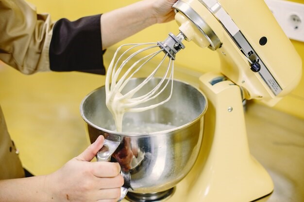 Hand Mixer