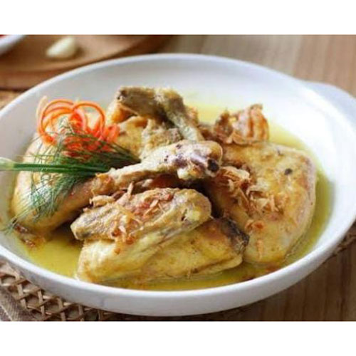 Opor Ayam Bakar Khas Kudus