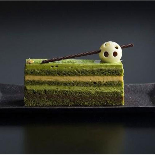 Matcha & Vanilla Bourbon Gateaux
