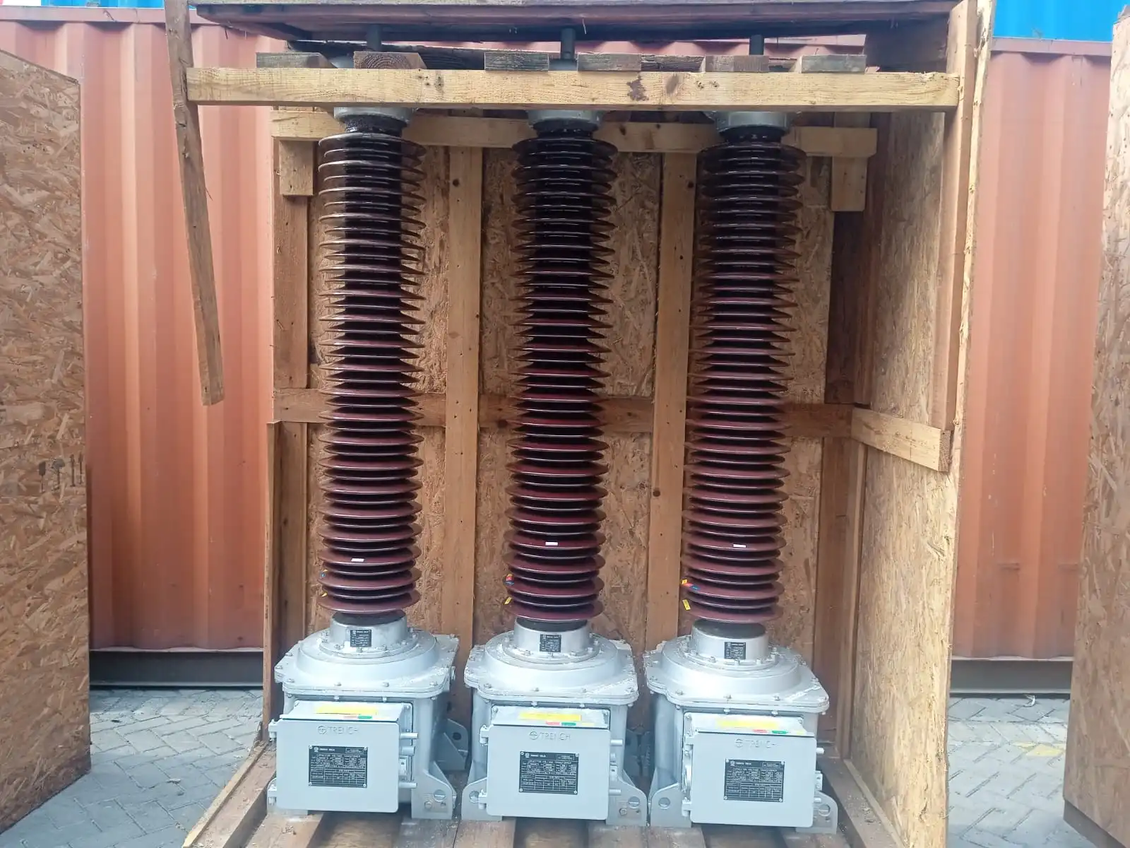 LOT 05 - Capacitor Voltage Transformer Tipe TCVT170
