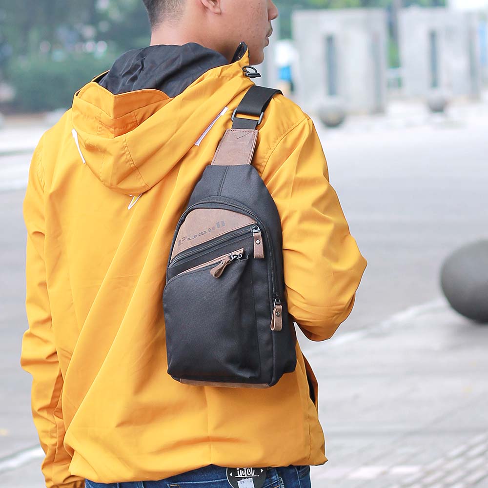 Tas Waist Bag/Back Pack Pria Tokha Bag XM 125
