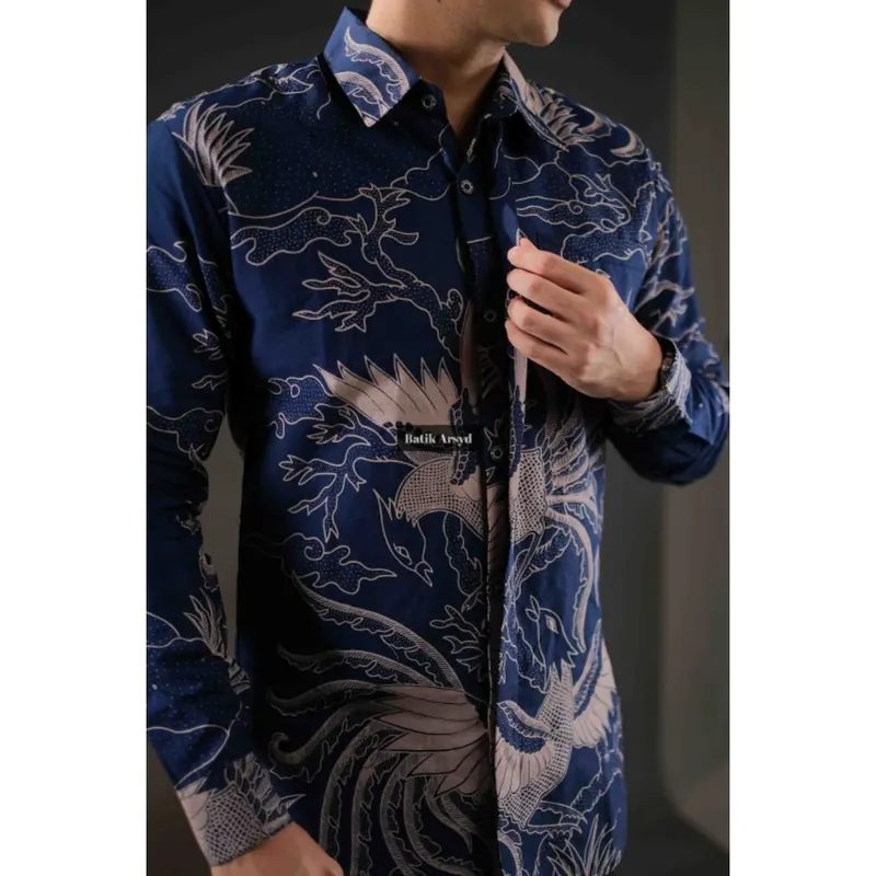 LAKASWARA BIRU Kemeja Batik Pria Solo Lengan Panjang Bahan Katun Lapis Furing Adem Nyaman