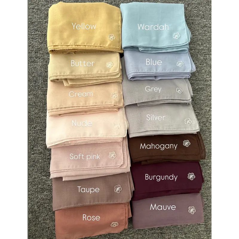 Jilbab Segi Empat Voal Premium Free Pouch - Aila