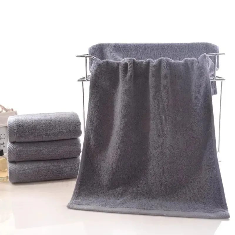 Handuk Hotel Premium Bintang 5 ukuran 70x140 cm 560gsm combed cotton sangat menyerap dan