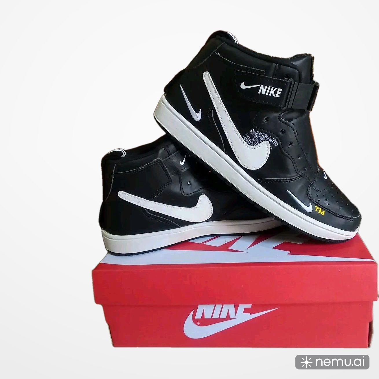 Sepatu Nike Untility High