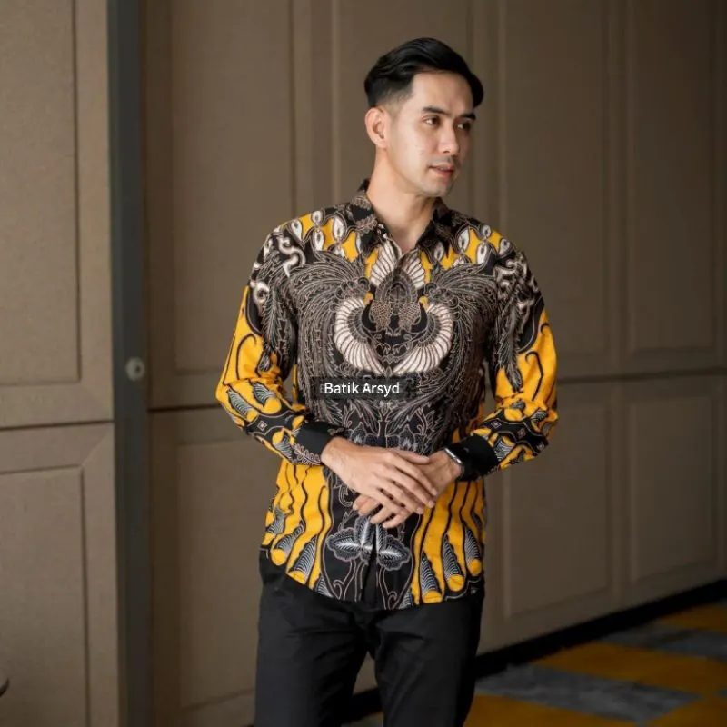 MAHODAYAH KUNING Kemeja Batik Pria Solo Motif Lengan Panjang Bahan Katun Lapis Furing Adem