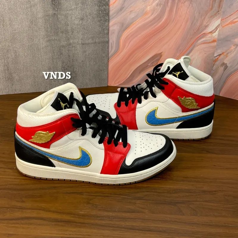 VNDS AIR JORDAN 1 MID LET HER MAN, SZ 44.5