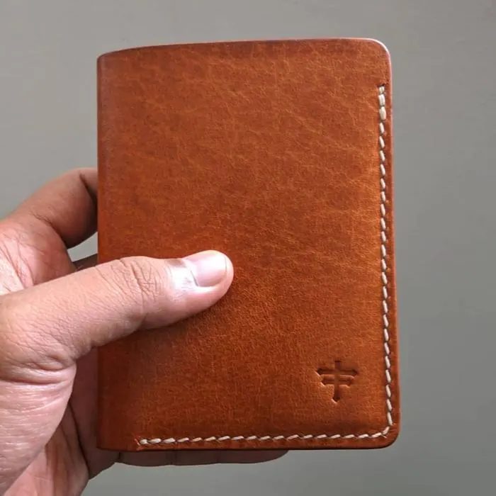 Custom vertikal wallet full Tan Buffalo Kulit Kartu