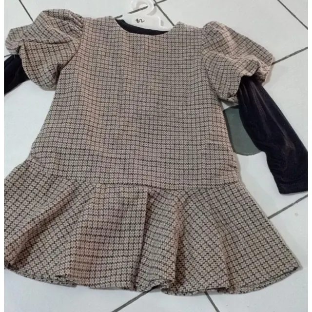Dress premium square