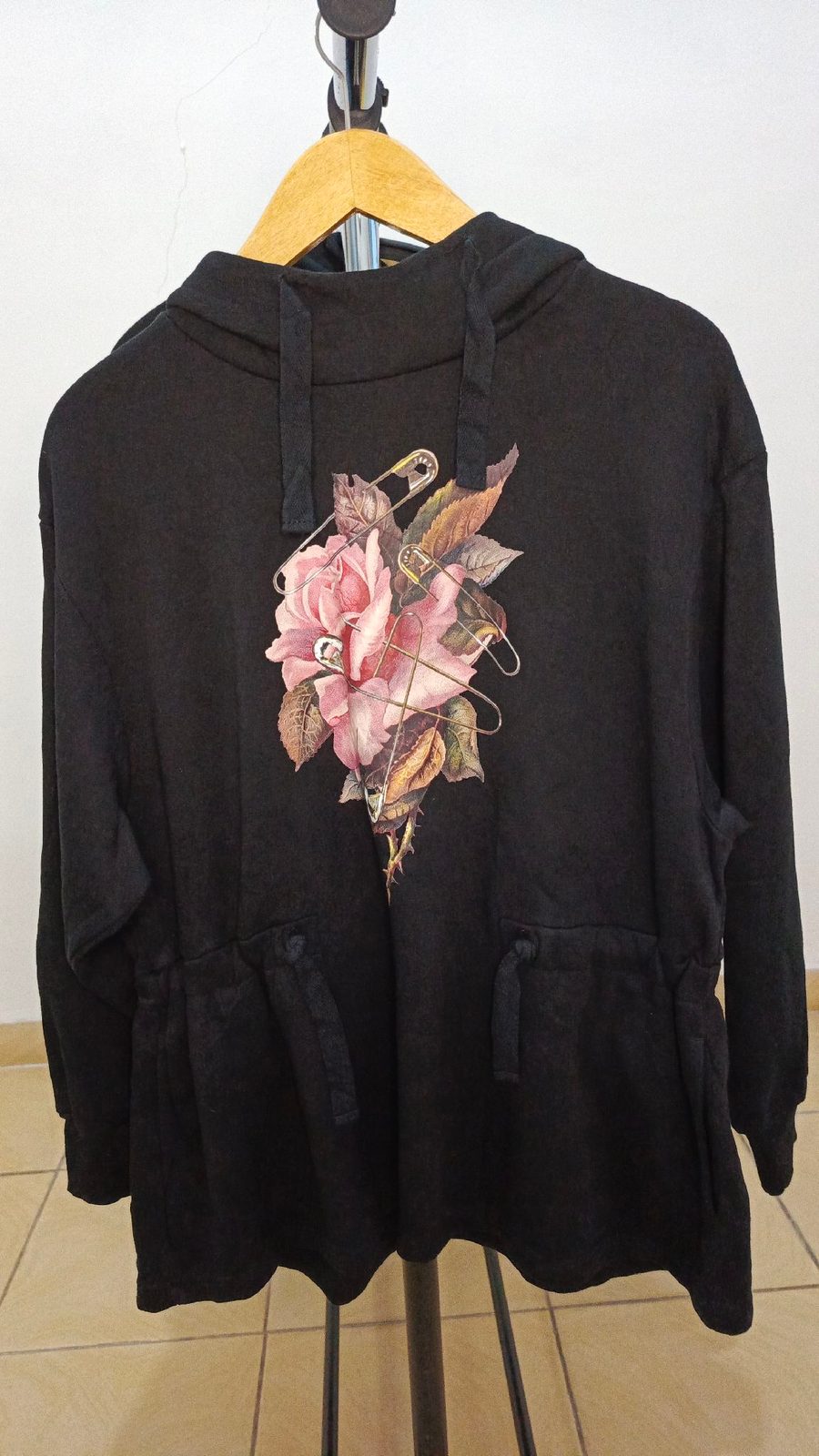 GU X Undercover Flowers Printed Pullover Hoddie Oversized