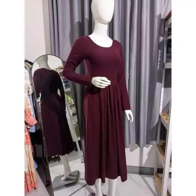 Dress Rajut Lengan Panjang White Studio