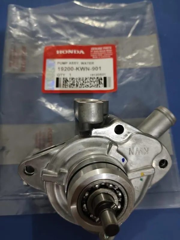 Water Pump Assy Pompa AIR Radiator AA Super Vario 125, PCX (19200-KWN-901)