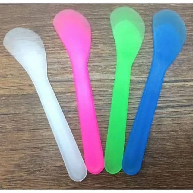 Spatula Masker Cream