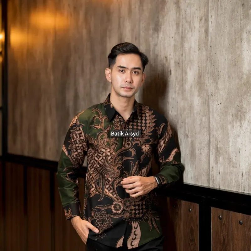 PRABU HIJAU Kemeja Batik Pria Solo Lengan Panjang Motif Bahan Katun Lapis Furing Adem